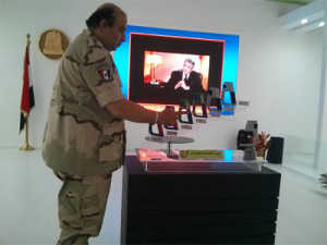 Brigadier Ahmed Amin Ibrahim, uitvinder van de detector