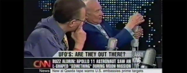 Buzz Aldrin (2e man op de maan) over UFO's 1