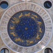 BBC: 'Astrologie is onzin' - astrologen eisen excuses! 1